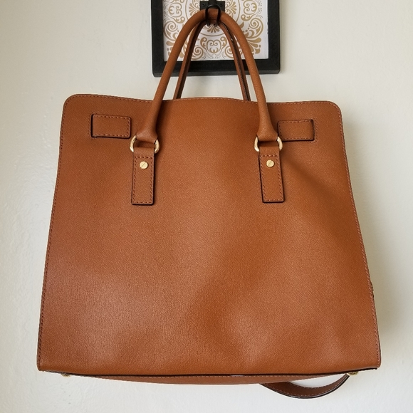 Michael Kors Large Hamilton Saffiano Tote Camel / Cognac Bag - Picture 5 of 12